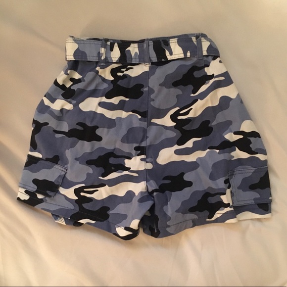 Urban Planet Camo shorts - Picture 2 of 2